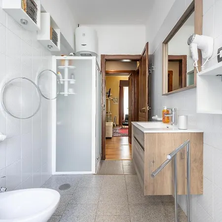 Lejlighed Leonardo Da Vinci - *