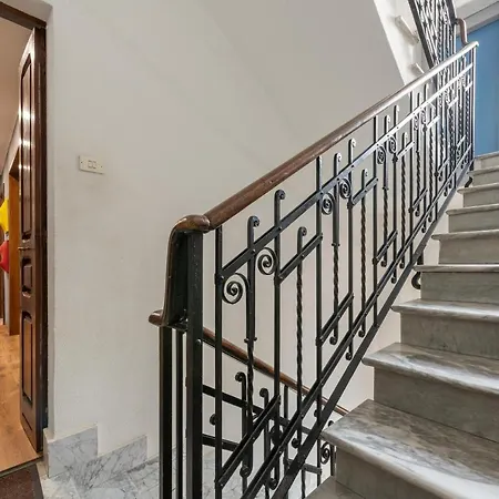 Leonardo Da Vinci - Apartment