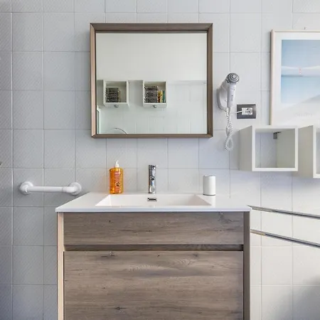 Lejlighed Leonardo Da Vinci - Cagliari